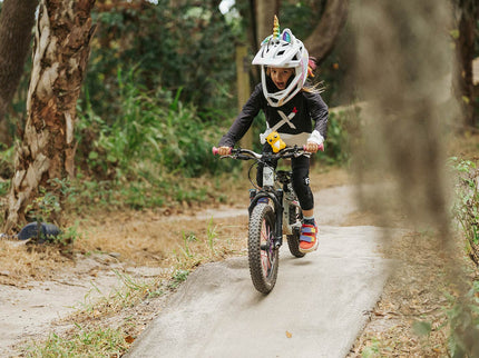 G-FORM Youth X4 Knee Guard