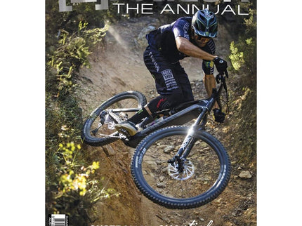 MAGAZINE EVOLUTION ANNUAL #1